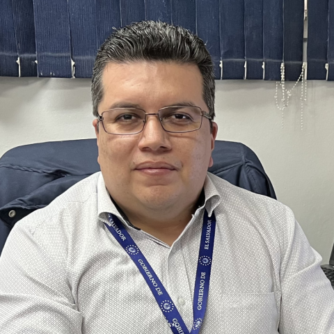 Max Mirón Ventura, Gerente de Planejamento Estratégico do Ministério da Educação de El Salvador.
